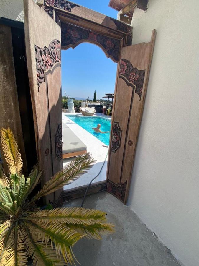 Bastide De La Joie De Vivre Hotel Hyères Екстериор снимка
